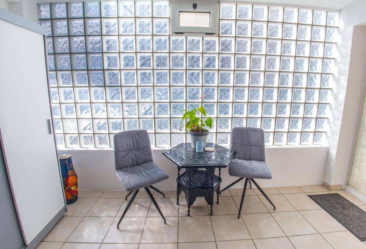 Studio Gallery Mostar Luaran gambar
